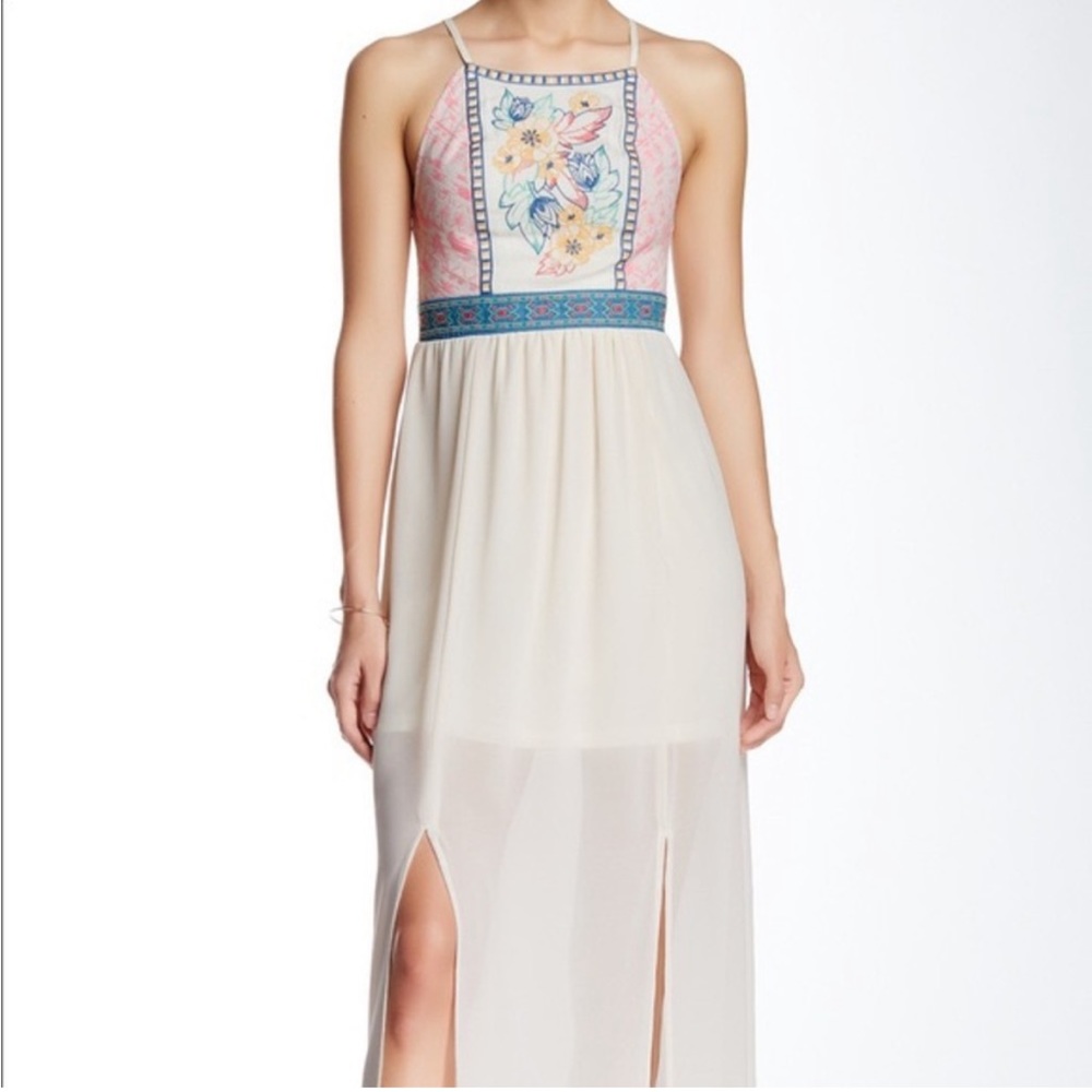 NWT Flying Tomato Women’s Cream Embroidered Maxi Dress
